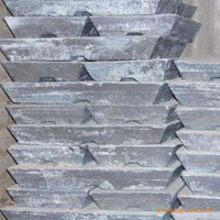 ZA11-1锌锭在金属制品中的应用与特性